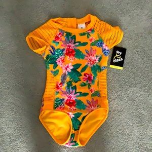 i am selling a swimsuit one piece